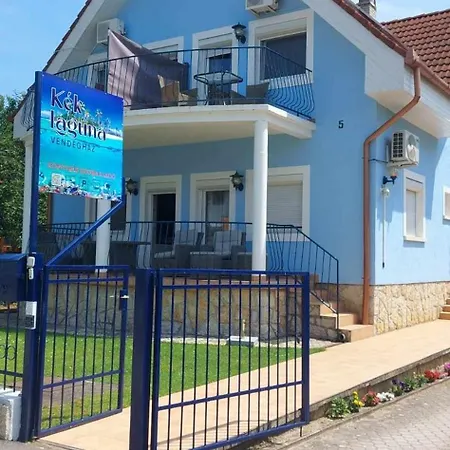 Vendégház Kék Lagúna *