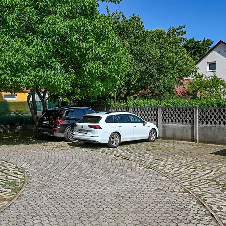 Kék Lagúna 4*